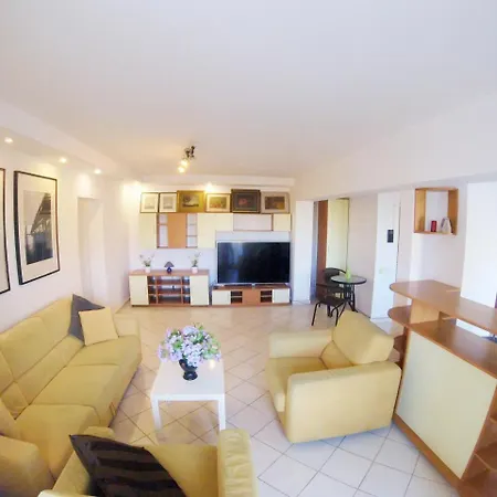 N.1 Flat Unirii Apartmán